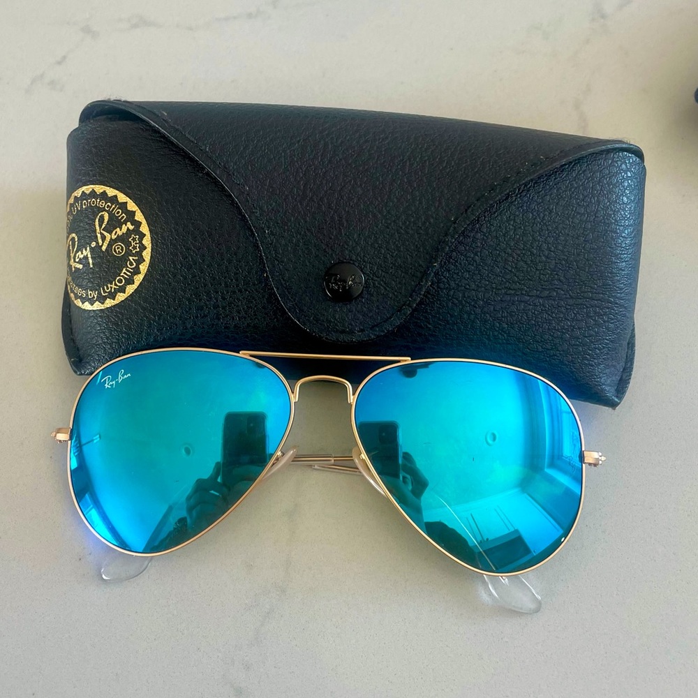 Ray-Ban Aviator Sunglasses